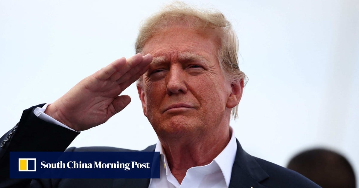 Ketika AS mengingat tentaranya yang gugur, Donald Trump menyebut lawannya ‘sampah manusia’ post thumbnail image